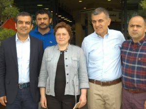 AK Parti’nin Adayları Müteahhitler İle Buluştu