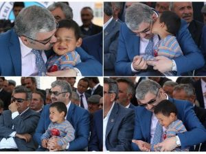 Sevgi Dili Bu Olsa Gerek