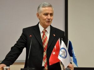KTO Karatay Üniversitesi’nde “Manevi Değerler” Konulu Konferans