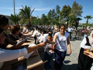 Doğançay Gözleme Ve Ayran Festivali Yoğun İlgi Gördü