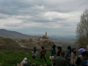 Vanlı 200 Genç, “Şehirler Ve Kültürler Projesi” İle Buluştu