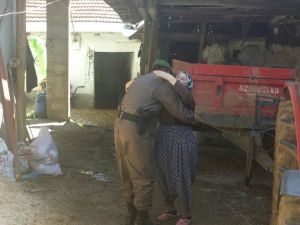 Jandarma Sevgisi Bir Başka Oluyor