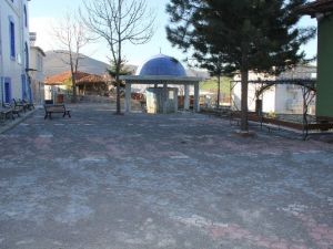 Kavak’ta 7 Mahallenin Cami Avlusu Tamam