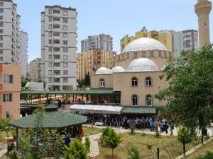 5 Ocak Camii Ve Kız Kur’an Kursu Açıldı