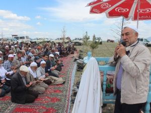 Beyşehirli Çiftçiler Şükür Duasına Çıktı