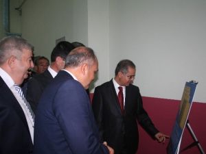 “Vakıf Ve Sanat” Konulu Fotoğraf Sergisi Açıldı