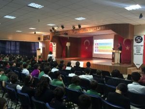 GKV Ortaokulu’nda Sağlıklı Beslenme Konferansı