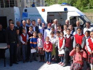 Gezici Diş Sağlığı Aracı Kırsalda Hizmet Veriyor