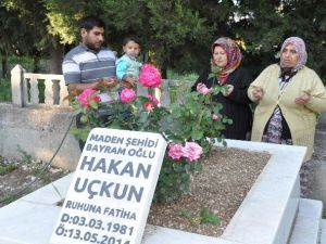 Kırkağaç’ta Şehit Aileleri En Acı Anneler Günü’nü Yaşadı