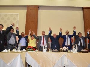 MHP, Birlik Yemeğinde Gövde Gösterisi Yaptı