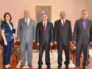 SGK Çalışanlarından Vali Tapsız’a Ziyaret