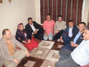 HDP Milletvekili Adayı Ferhat Encü Cizre’de Gazetecileri Ziyaret Etti