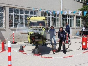 Eskişehir Sabiha Gökçen Mesleki Ve Teknik Anadolu Lisesi’nde Mezuniyet Coşkusu