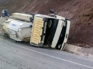 Pöske Dağında Trafik Kazası: 1 Yaralı