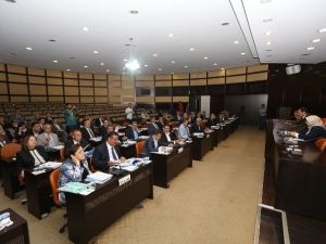 Büyükşehir Meclisinde 71 Madde Görüşüldü