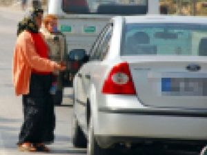 Vali Düzgün’den Dilencilik Yapan Suriyeliler Açıklaması