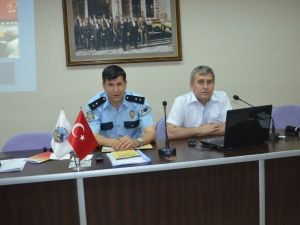 Emniyetten Seçim Semineri