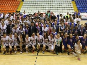 Basketbol Şampiyonlarını Seçti
