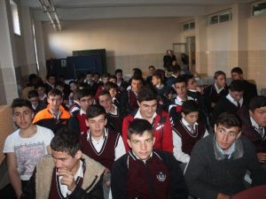 İki Kardeş Okuldan Hadis Yarışması