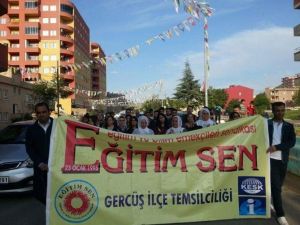 Eğitim-sen Ferinaz İçin Yürüdü