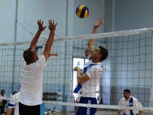 Kurumlararası Voleybol Şampiyonası’nda Heyecanlı Final