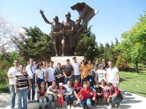 Dokuz Eylül Ortaokulu Şehitler Diyarında