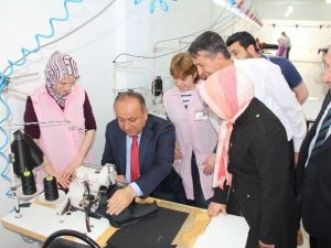 Kastamonu’da İş Garantili Tekstil Kursu Açıldı