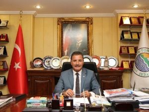 Başkan Tuna, Ebeler Ve Hemşireler Haftasını Kutladı