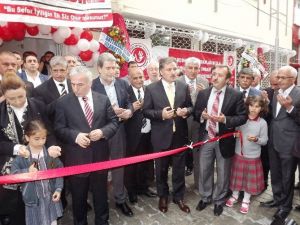 Yetimler Kervanı Derneği Yeni Binasına Taşındı