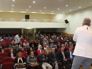 Beyşehir Belediye Personeline Motivasyon Semineri