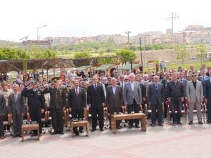 Tosya Meslek Yüksekokulu 3. Dönem Mezuniyet Heyecanı Yaşandı