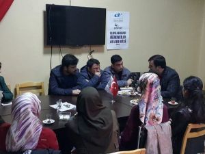 "Gençler, Siyaset Ahlâkıyla Terbiye Edilmemelidir"