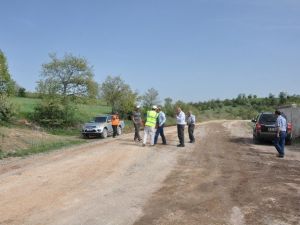 Dursunbey Simav Yolunda Asfalt Çalışmaları Başladı