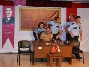"Nerede Kalmıştık?", Güldürürken Düşündürdü