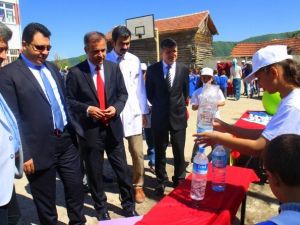 Aksaklar Ortaokulu TÜBİTAK Bilim Fuarı Düzenledi