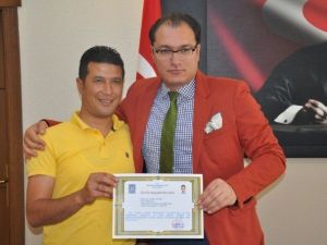 Tayini Çıkan Koruma Amirine Üstün Başarı Belgesi Verildi