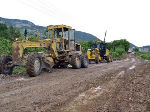 Büyükşehir’in Yol Çalışmaları Devam Ediyor