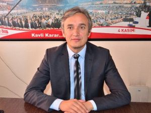Ayan Son Zamanlarda Çıkan Spekülasyonlara Yanıt Verdi