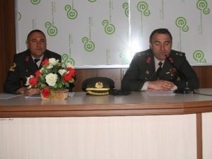 Yozgat’ta Öğrencilere Astsubay Meslek Yüksek Okullarının Tanıtımı Yapıldı