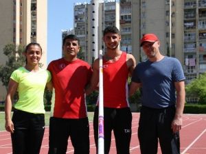 Adanalı 3 Sırık Atlama Sporcusu Rekor Denemesine Gidecek