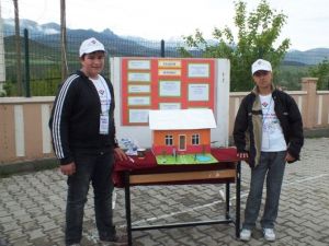 Ulukışla Hasangazi Ortaokulunda TÜBİTAK Bilim Fuarı Açıldı