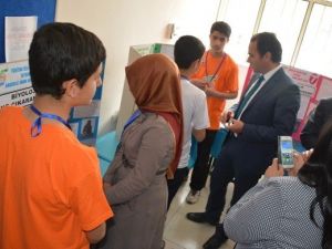 Anadolu İmam Hatip Lisesinde “Bilim Fuarı” Düzenledi