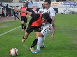 NAZİLLİ BELEDİYESPOR:4 DÜZYURTSPOR: 2