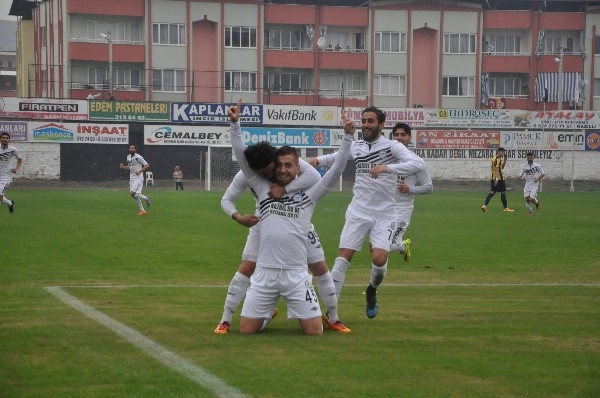 NAZİLLİ BELEDİYESPOR: 4 ANKARAGÜCÜ: 1 12