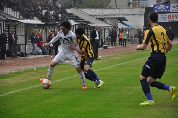 NAZİLLİ BELEDİYESPOR: 4 ANKARAGÜCÜ: 1 17