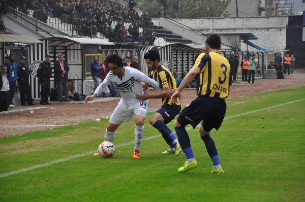 NAZİLLİ BELEDİYESPOR: 4 ANKARAGÜCÜ: 1 18