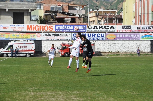 Nazilli Belediyespor: 3 Kahramanmaraşspor: 1 5