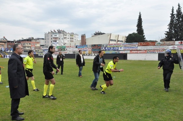 NAZİLLİ'DE HAKEM FACİASI! 16