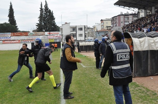 NAZİLLİ'DE HAKEM FACİASI! 19