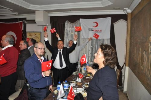 KIZILAY’DAN DAYANIŞMA YEMEĞİ 23